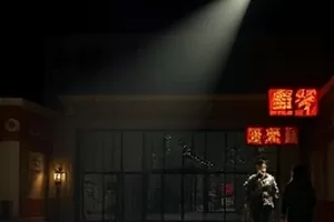 慢递剧照：旧邮局柜台上摞着的一叠手写信