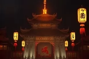 图纸上的城剧照：旧城改造工地上摊开的一张建筑图纸